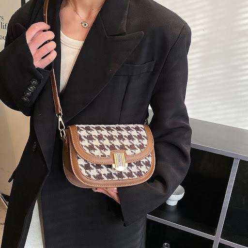 Title 5, Womens One Shoulder Bag Textured Cross-body Se...