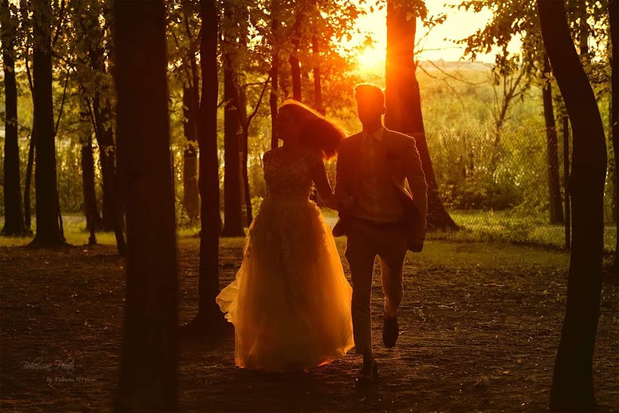 Fotógrafo de casamento Iuliana Olteanu (iuliana). Foto de 24 de fevereiro 2019