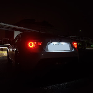 86 ZN6