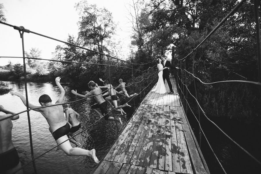 Fotógrafo de casamento Nikolay Korolev (korolev-n). Foto de 14 de março 2016