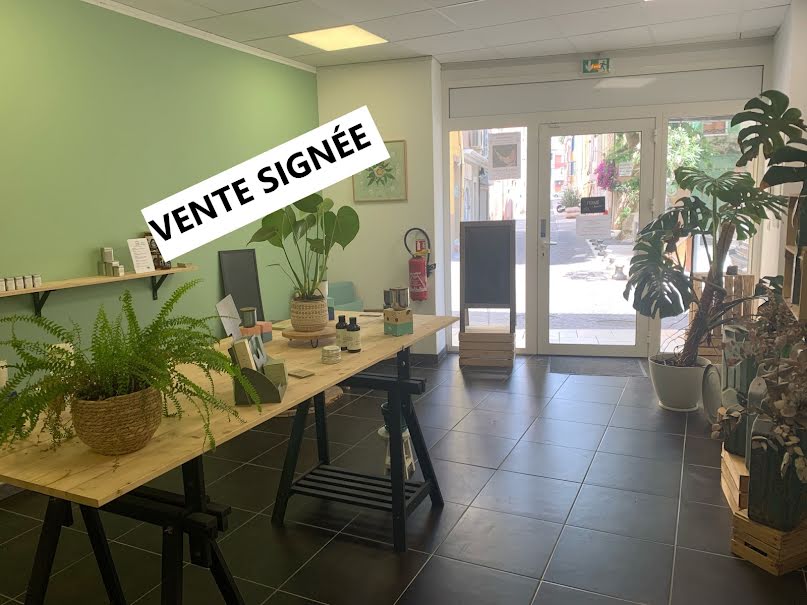 Vente locaux professionnels  80 m² à Sollies-pont (83210), 137 800 €