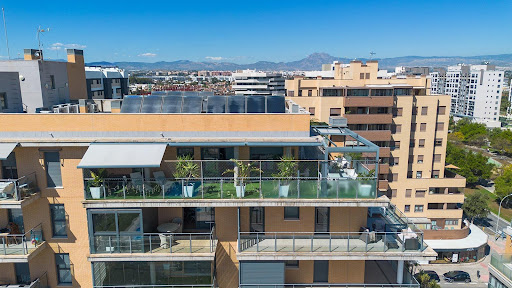 Apartment with terrace and pool 2