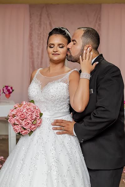 Fotografo di matrimoni Fábio Gomes (fabiocgomes). Foto del 16 maggio 2019