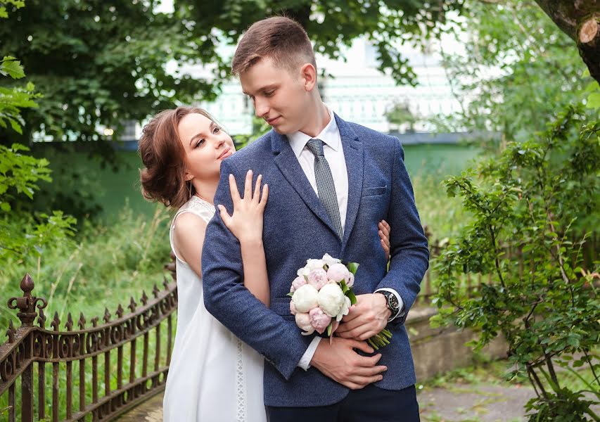 Wedding photographer Galina Ryabova (azalia). Photo of 31 July 2017