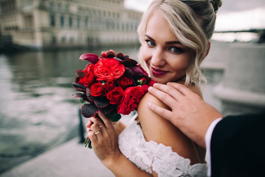 Fotógrafo de casamento Marina Ilina (mrouge). Foto de 2 de setembro 2018