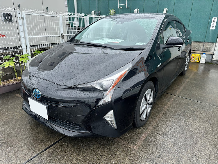 プリウスのzvw51・Aプレミアム・乗り換え決定か？・妥協に妥協を重ねる・zvw50に関するカスタム事例の投稿画像1枚目
