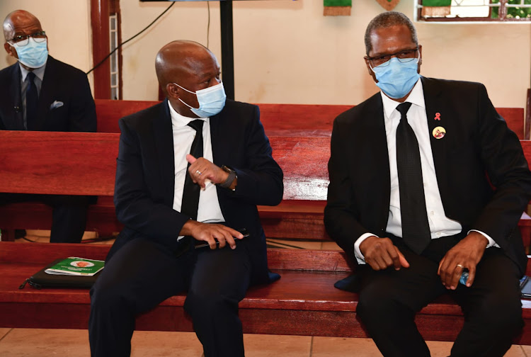 KZN premier Sihle ZIkalala and IFP leader Velenkosini Hlabisa at Dr Frank Mdlalose's funeral.