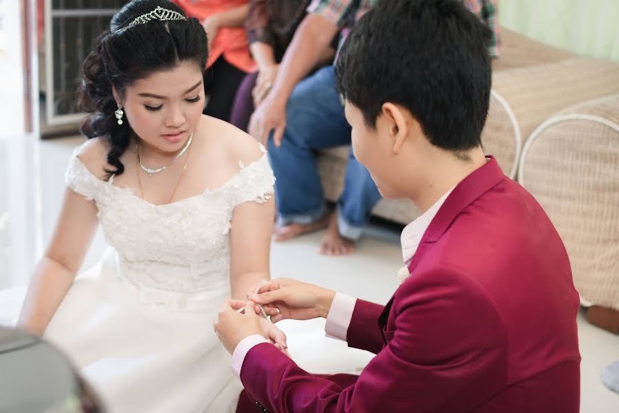 Bryllupsfotograf Tanawat Tianthaworn (hugophotokorat). Bilde av 8 september 2020