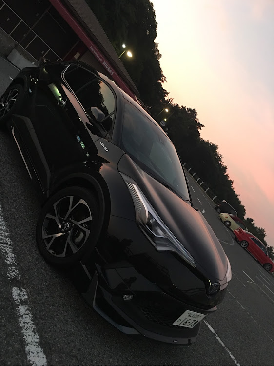 C-HRのトモティさんが投稿したカスタム事例の投稿画像1枚目