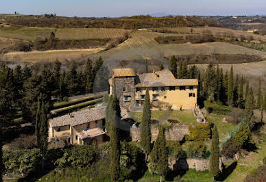 Villa with pool and garden 2