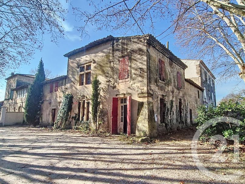 Vente maison 8 pièces 337.84 m² à Tarascon (13150), 290 000 €