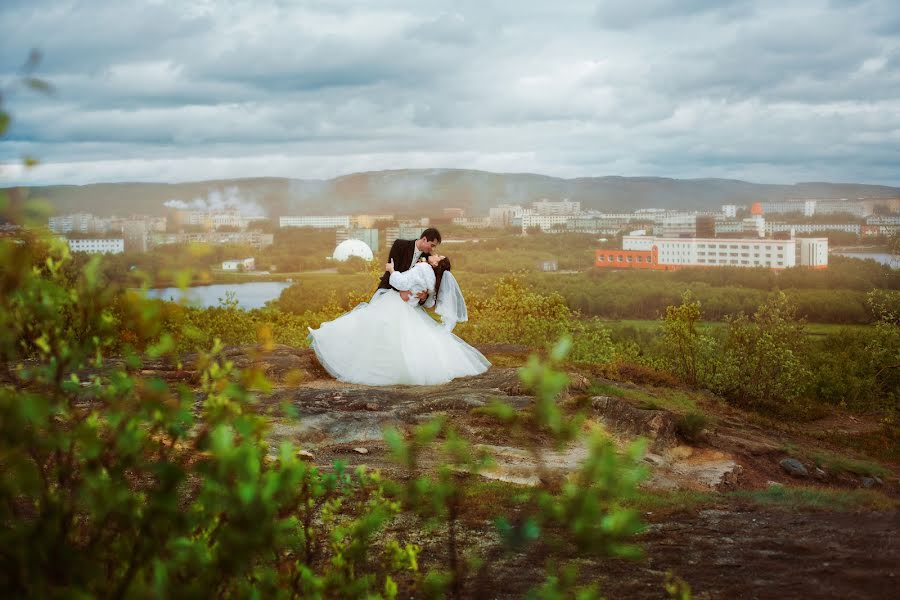 Fotógrafo de casamento Aleksandr Kryazhev (kryazhev). Foto de 14 de fevereiro 2015