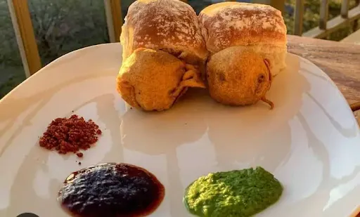 Masala Vada Pav