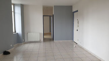 appartement à Saint-Léonard-de-Noblat (87)