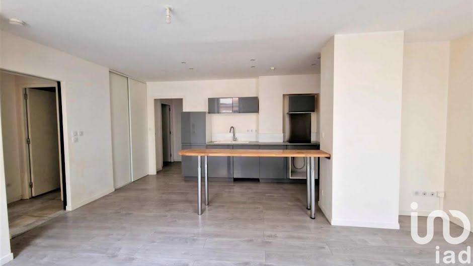 Vente appartement 3 pièces 67 m² à Castelsarrasin (82100), 90 000 €