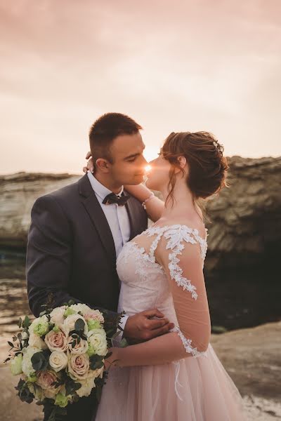 Fotógrafo de casamento Alena Leon (alenaleon). Foto de 24 de maio 2019