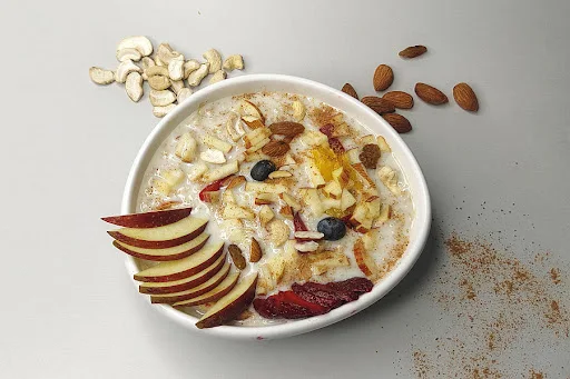 Apple Crushed Cinnamon Oats Meal