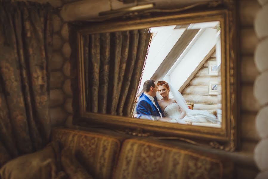 婚禮攝影師Oksana Benyaminova（anasko）。2014 7月30日的照片