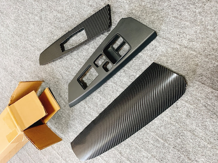 スカイライン GT-Rの細かすぎて伝わらないパーツ・DIY・カーボンに関するカスタム事例の投稿画像11枚目