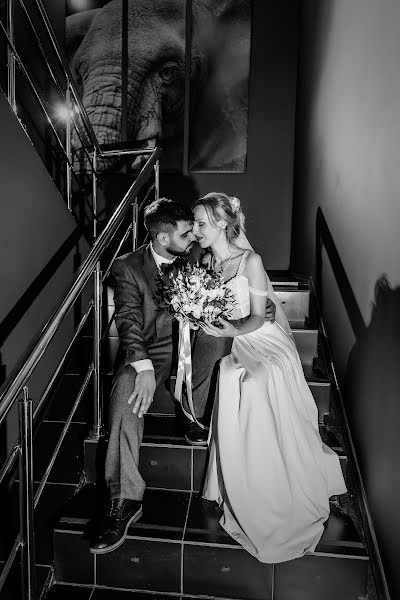 Düğün fotoğrafçısı Dinara Poplavskaya (dinalavski). 17 Mayıs 2022 fotoları