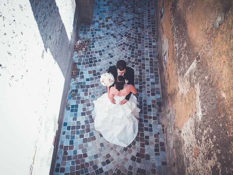 Fotografo di matrimoni Hubert Lapinte (hubertlapinte). Foto del 27 aprile 2019