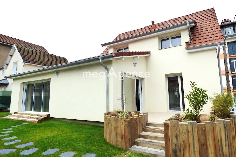 Vente maison 4 pièces 140 m² à Epinal (88000), 610 257 €