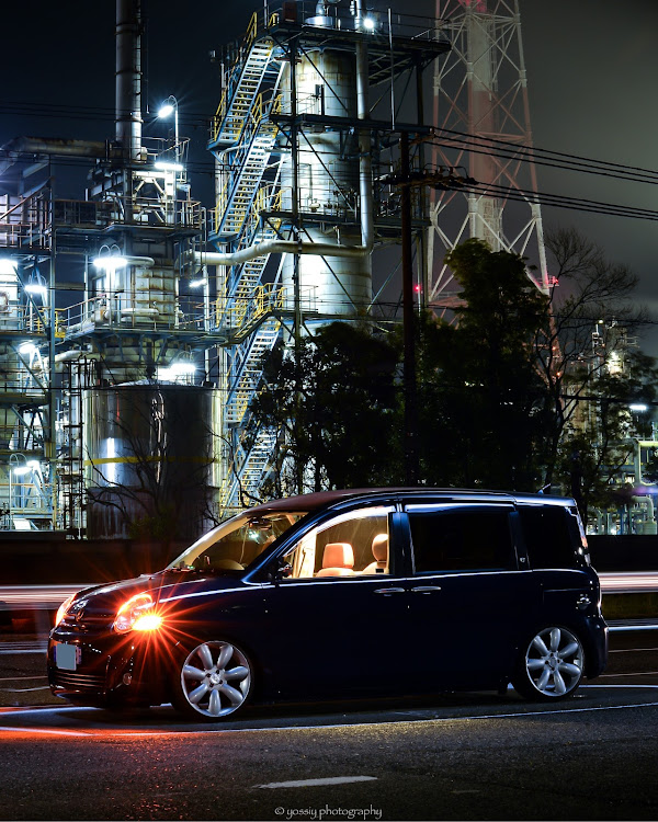 シエンタの上質シンプル・工場夜景と愛車・工場夜景・ドライブに関するカスタム事例の投稿画像1枚目