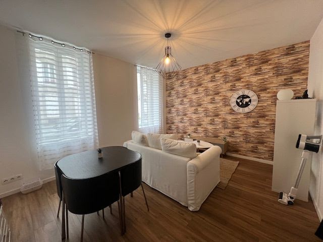 Location meublée appartement 2 pièces 36 m² à Brest (29200), 630 €