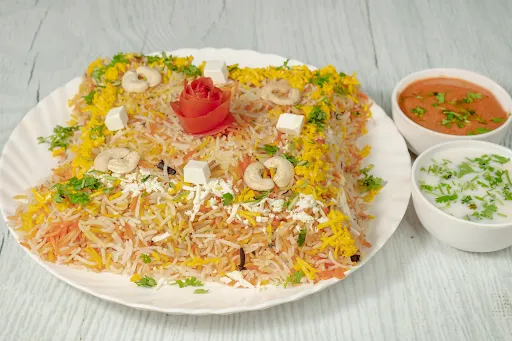 Special Kaju Paneer Biryani