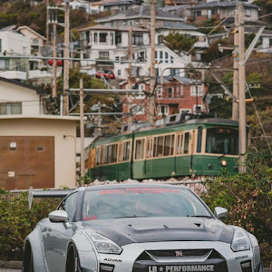 NISSAN GT-R R35