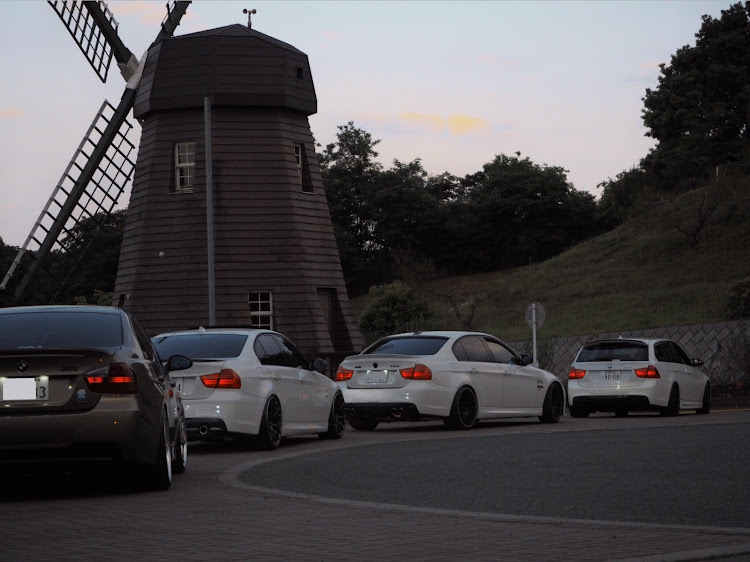 3シリーズ ツーリングのE91ツーリング・オフ会・低いようで低くない丁度良い高さ・皆さんありがとうございました🙏に関するカスタム事例の投稿画像3枚目