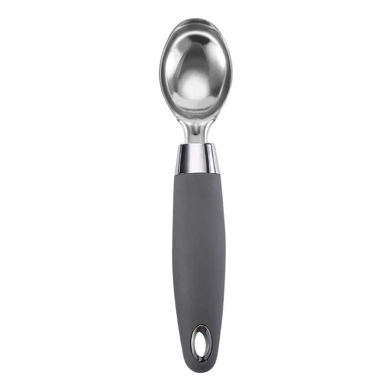 Juego de utensilios de cocina de acero inoxidable con mango de plástico de goma para cocinar y servir alimentos. Duradero y fácil de usar.