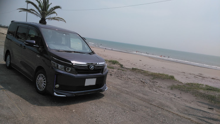 ヴォクシーの海と愛車・旅行でパシャリ・静岡遠征に関するカスタム事例の投稿画像2枚目