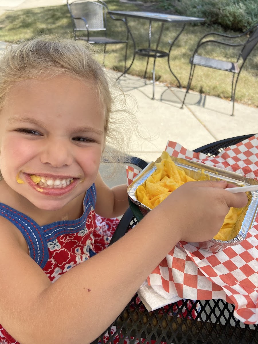 She said it was SO DELICIOUS! ❤️ (GF kid’s Mac & cheese)