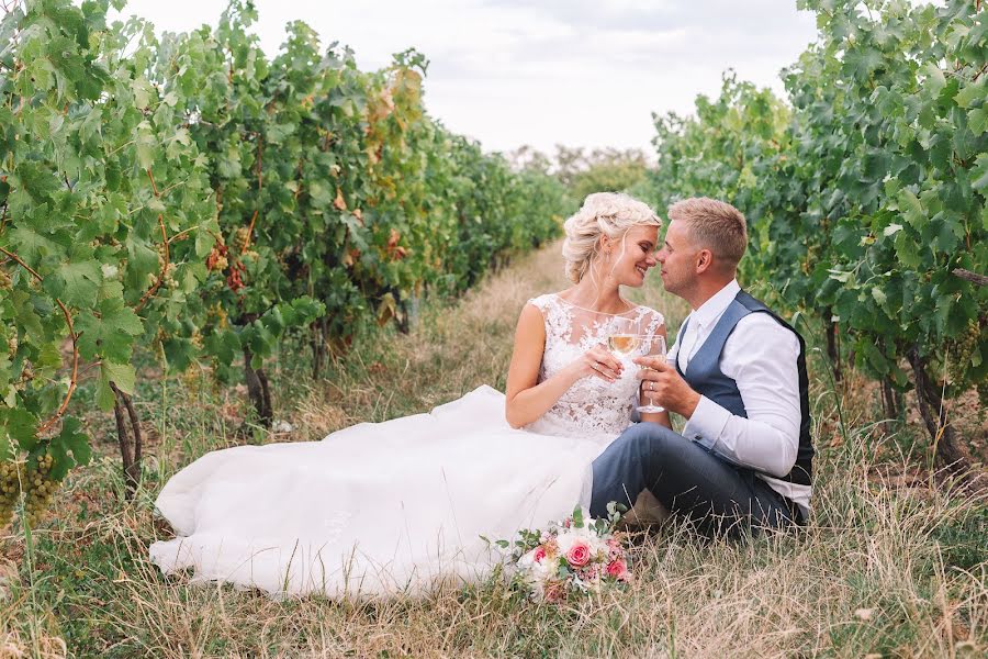 Wedding photographer Jakub Šikula (kubous). Photo of 19 October 2021