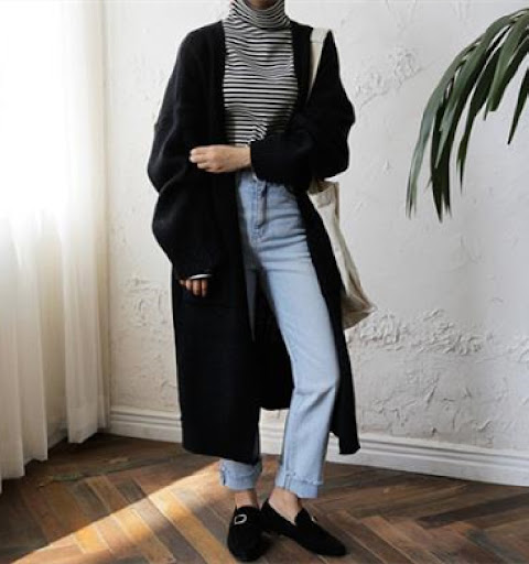 Title 2, Womens mid-length crimped solid color lazy loo...
