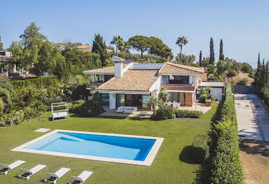 Villa with pool and terrace 14