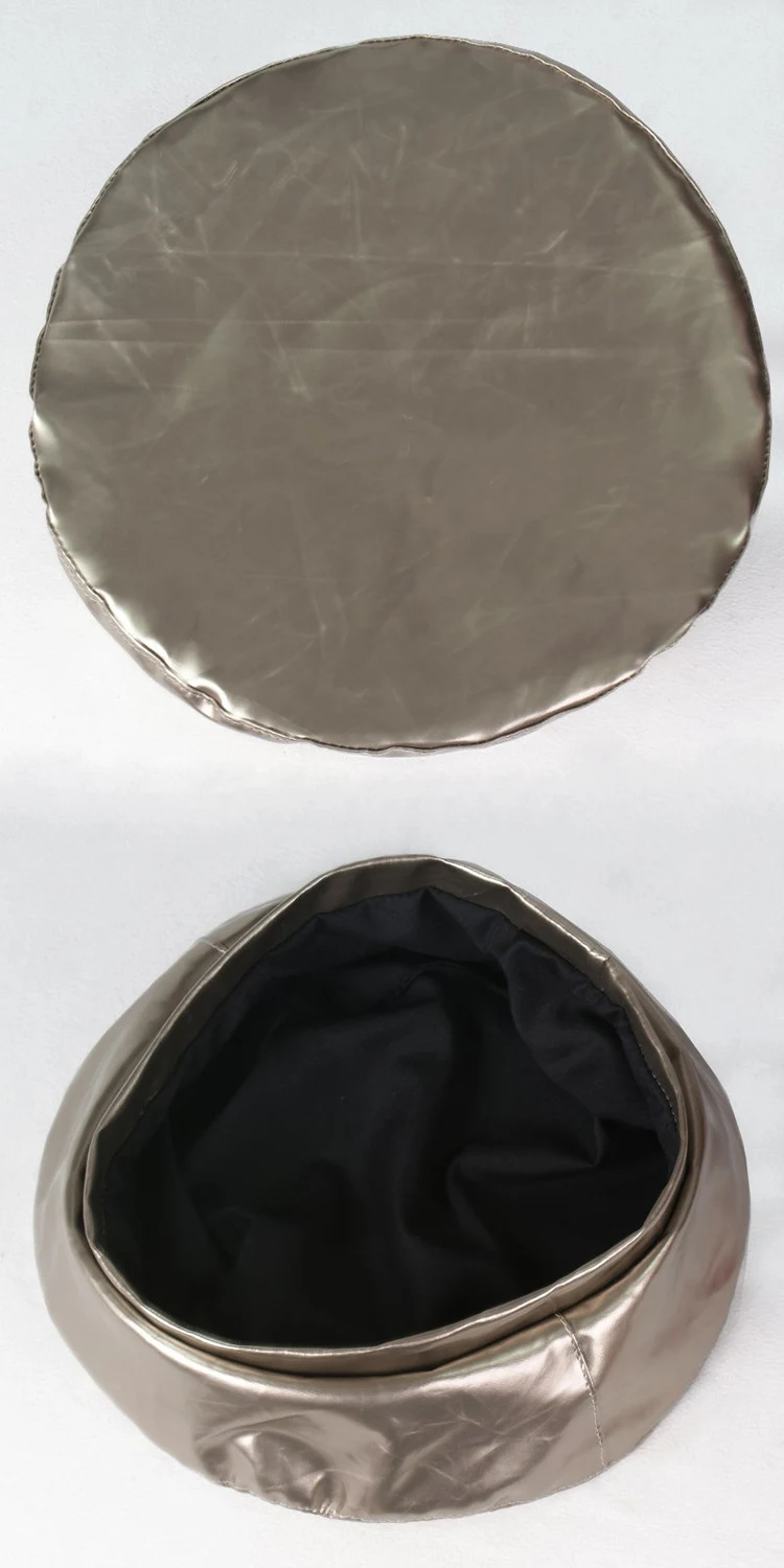 Title 7, Future Vinyl Beret Cesur bir stil için fütürist...