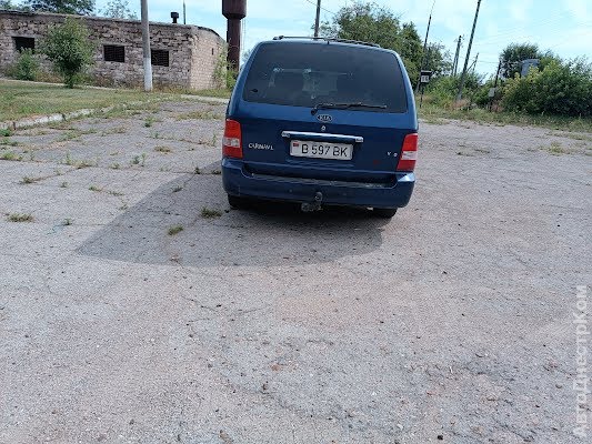 продам авто Kia Carnival Carnival II фото 3