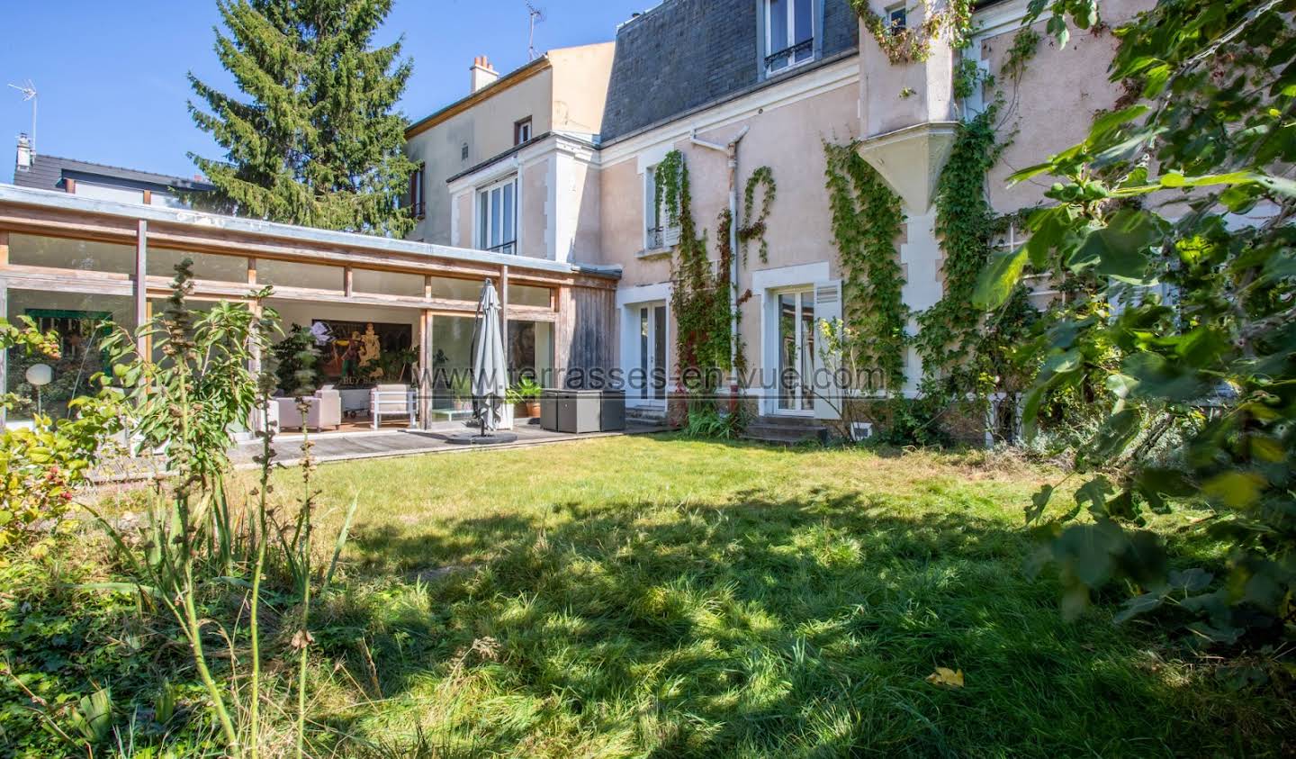 Maison avec terrasse Fontenay-sous-Bois