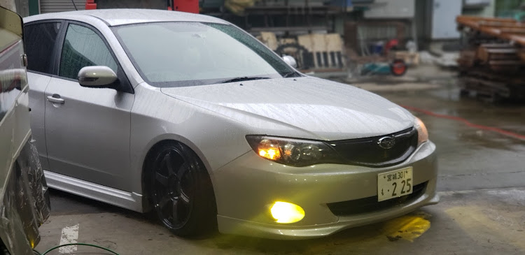 インプレッサ ハッチバックの雨でも楽しく・インプレッサ・イエローフォグに関するカスタム事例の投稿画像3枚目