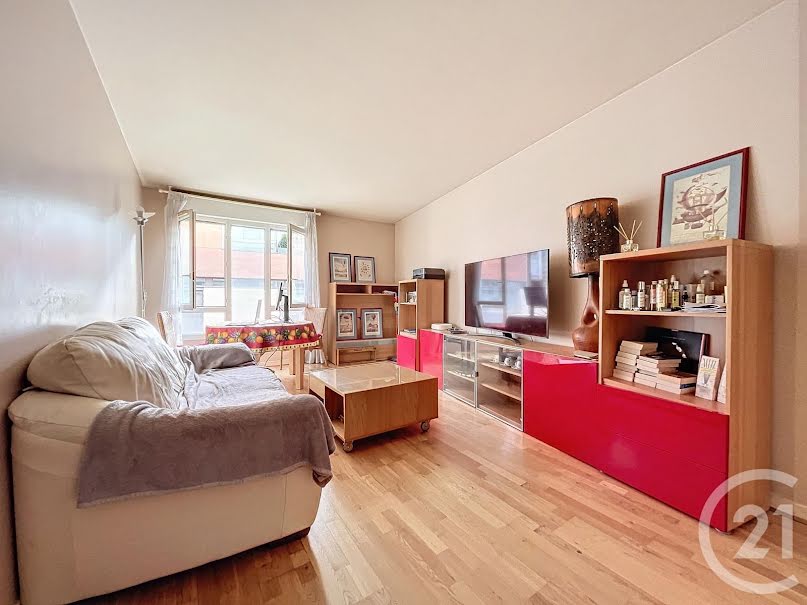 Vente appartement 2 pièces 47.22 m² à Paris 20ème (75020), 372 000 €