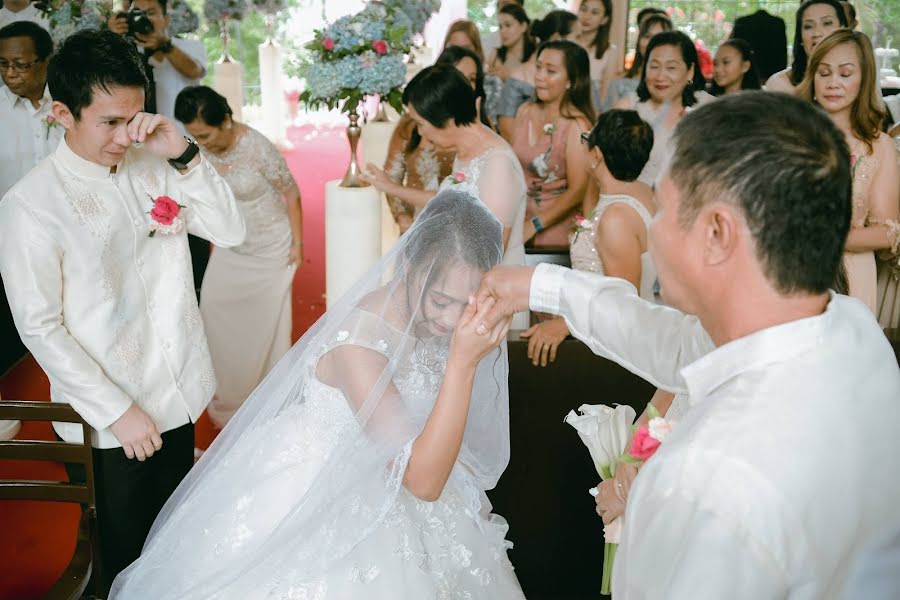 Wedding photographer Maverick Vinz Bellosillo (earlybirds). Photo of 18 January 2019