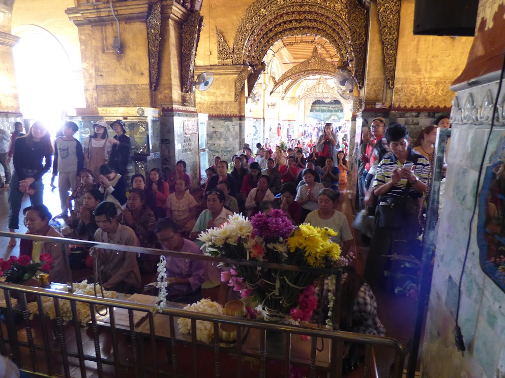 mahamuni pagoda - mandalay