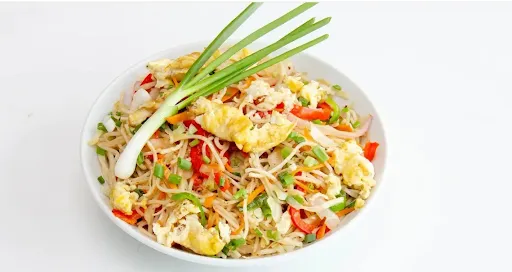 Egg Hakka Noodles