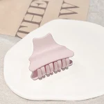 LD515 Triangle Light Pink
