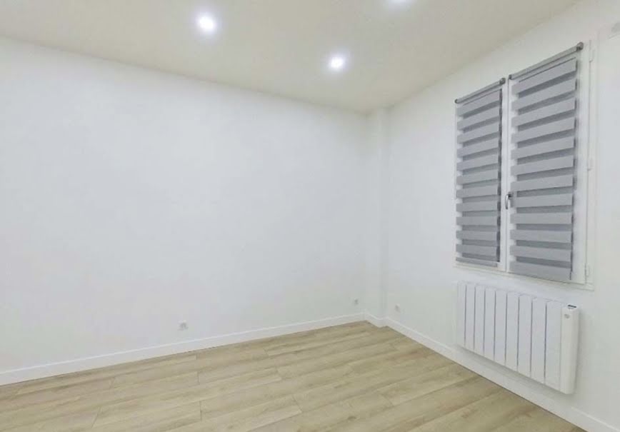 Vente appartement 1 pièce 22 m² à Ecouen (95440), 117 000 €