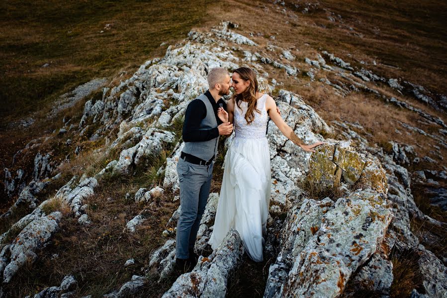 Fotógrafo de bodas Adina Nedisan (adinanedisan). Foto del 1 de septiembre 2023