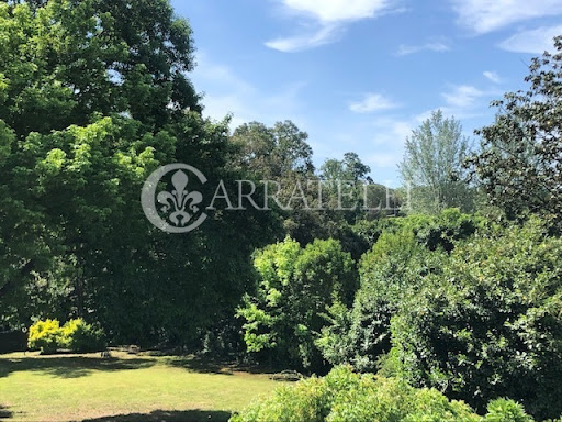 Villa with pool and garden 5