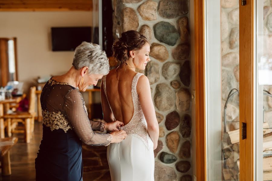 Wedding photographer Tessa June (tessajune). Photo of 8 September 2019